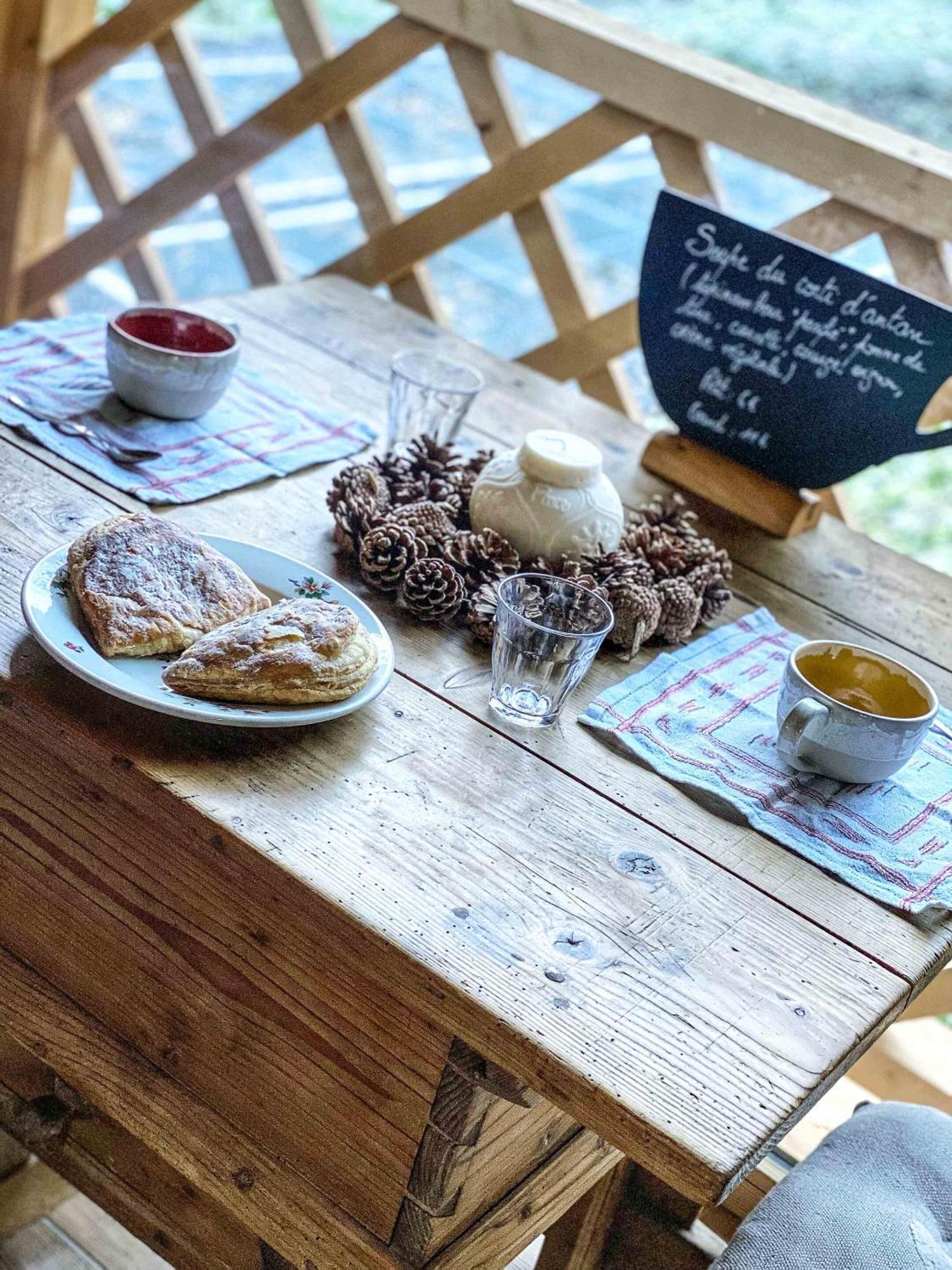 1000 Borne Caffe Hebergements Insolites Vakantiehuis *