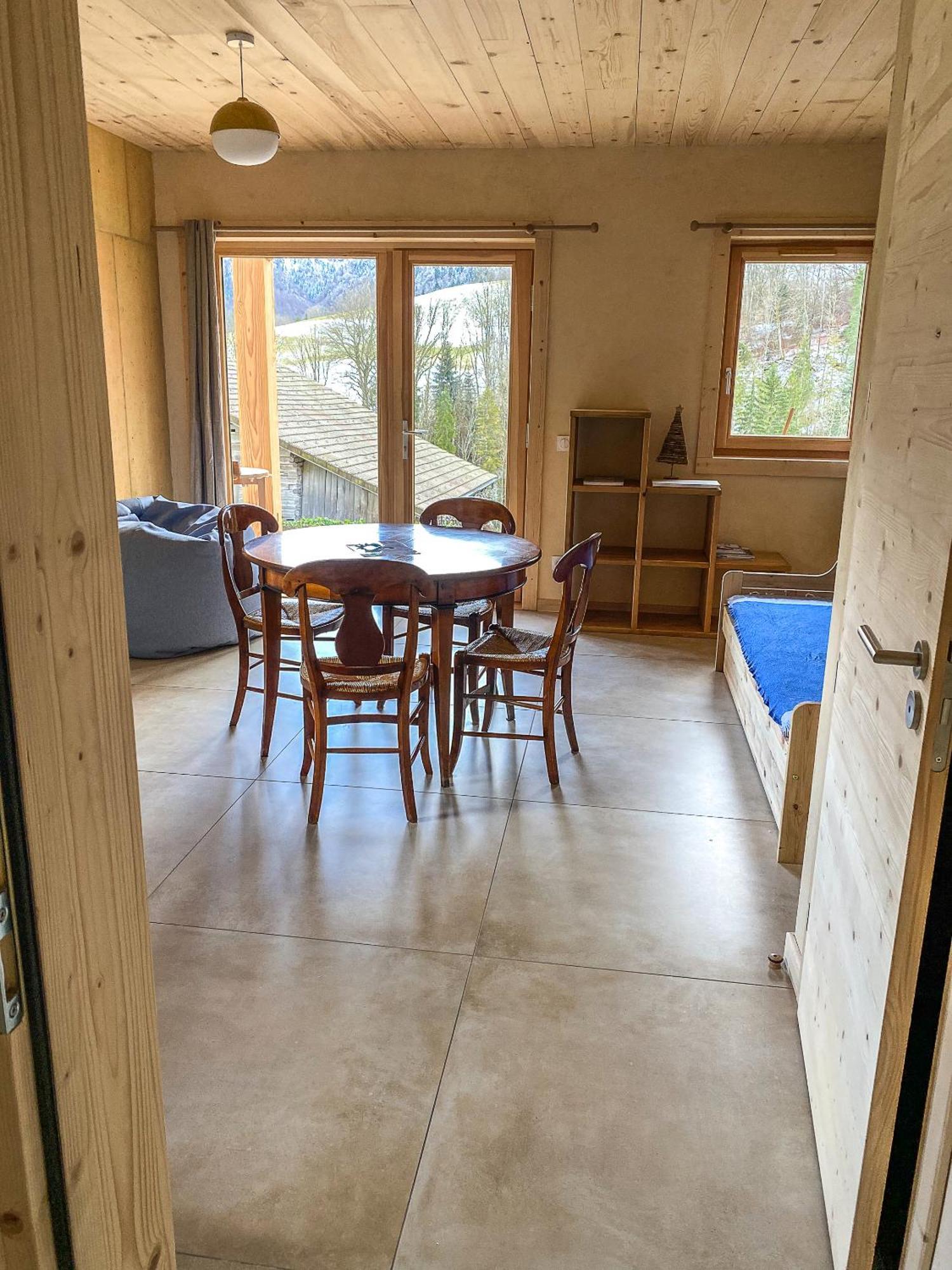 1000 Borne Caffe Hebergements Insolites Ferienhaus *