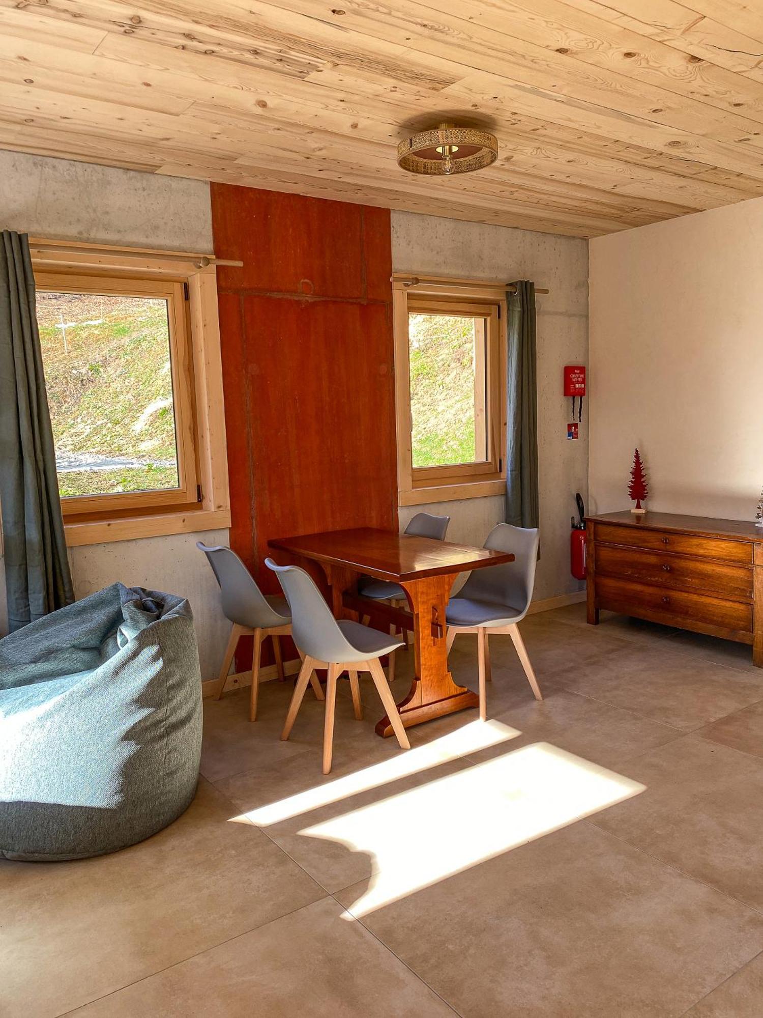 Ferienhaus 1000 Borne Caffe Hebergements Insolites Entremont