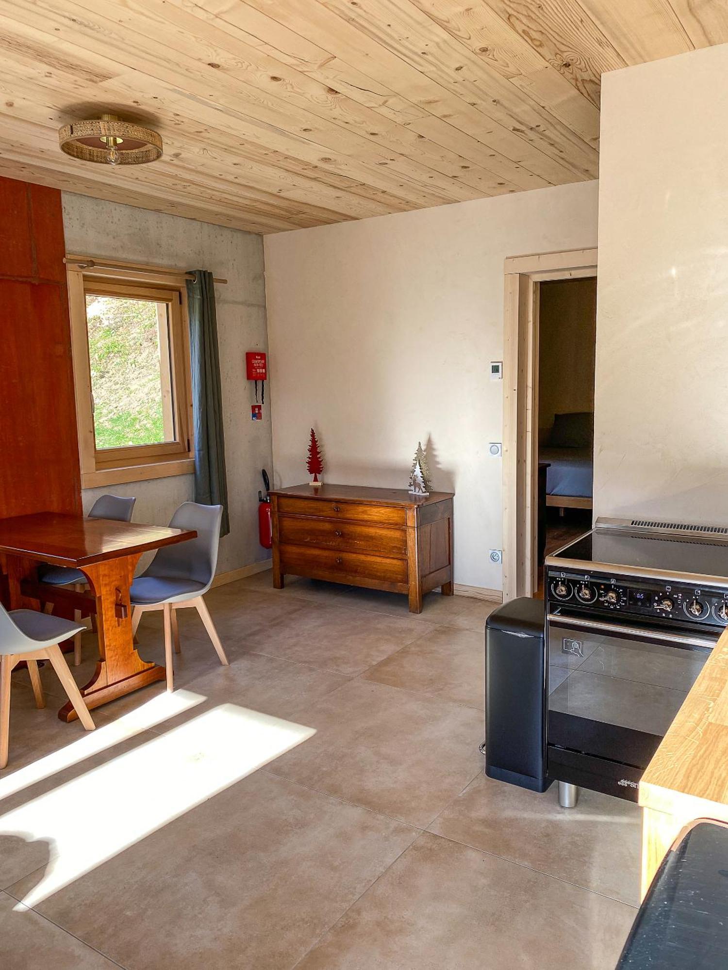 1000 Borne Caffe Hebergements Insolites Vakantiehuis
