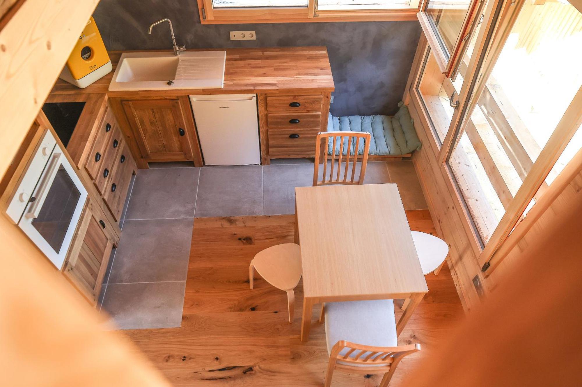 1000 Borne Caffe Hebergements Insolites Vakantiehuis *
